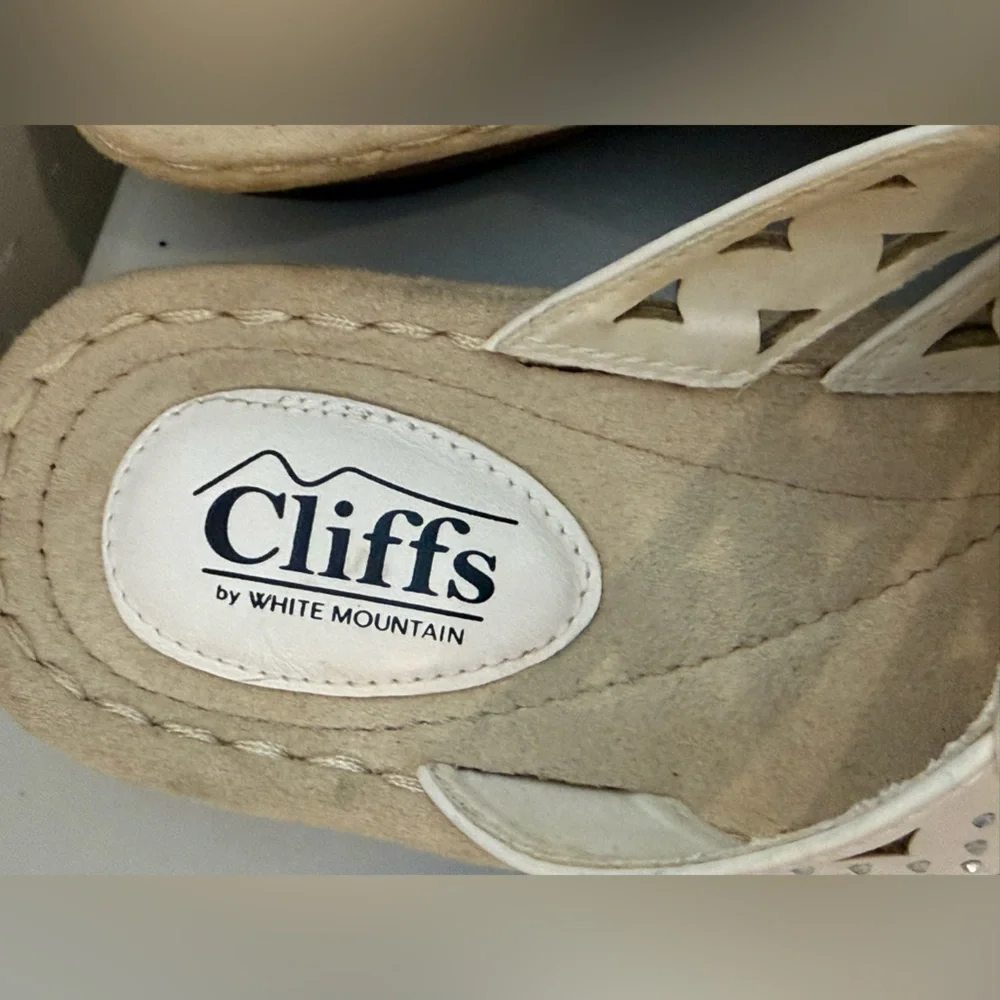 Women’s Cliff by White‎ Mountain Cynthia Sandals size 9M